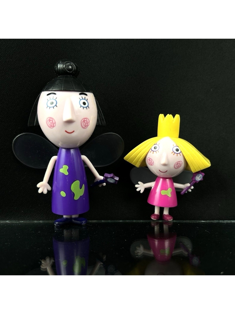 Ben and Holly's Little Kingdom Nanny Plum and Holly Messy Dresses Figure  (3390)